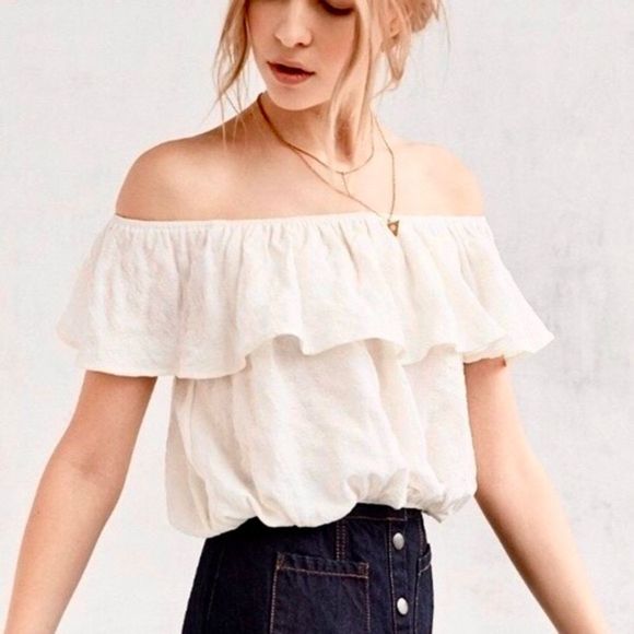 KIMCHI BLUE Cream Crêpe Off the Shoulder Boho Peasant Top XS - Picture 1 of 8